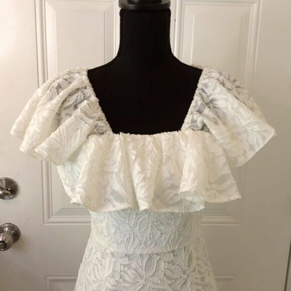 C/Meo Collective ivory women's more to give on/off shoulder lace midi dress - Picture 3 of 11